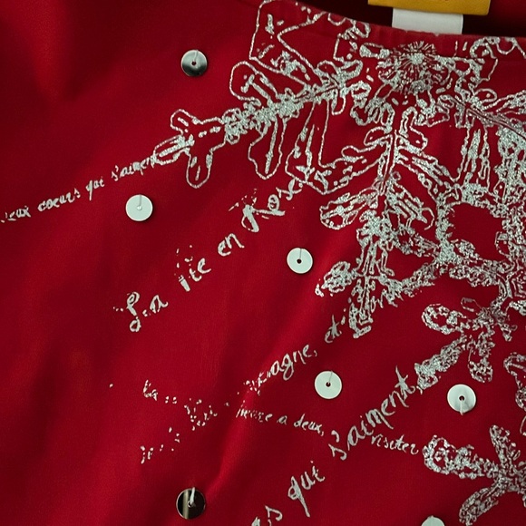 RUBY RD. petite Red with Silver Sequin & Shimmer Design 3/4 Sleeve Top Size PS - Picture 9 of 10